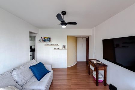 Apartamento à venda com 35m², 1 quarto e 1 vaga Apartamento à venda com 35m², 1 quarto e 1 vagaSala