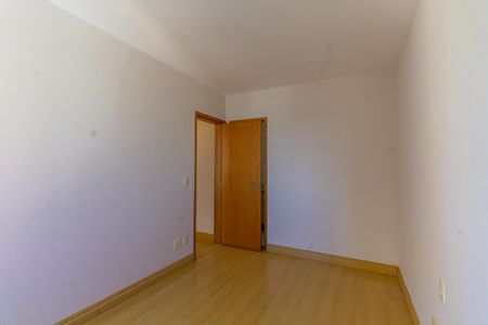 Apartamento à venda com 64m², 2 quartos e 1 vaga Apartamento à venda com 64m², 2 quartos e 1 vagaSuíte
