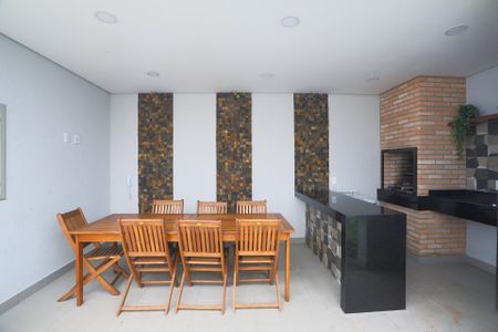 Apartamento para alugar com 38m², 2 quartos e sem vaga Apartamento para alugar com 38m², 2 quartos e sem vagaChurrasqueira