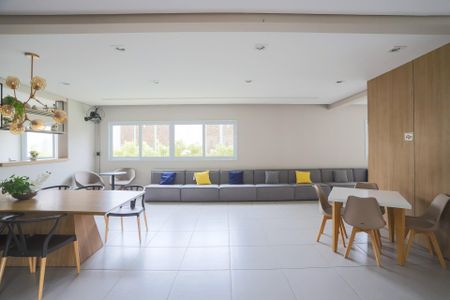 Apartamento para alugar com 38m², 2 quartos e sem vaga Apartamento para alugar com 38m², 2 quartos e sem vagaSalão de Festas