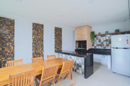 Apartamento para alugar com 38m², 2 quartos e sem vaga Apartamento para alugar com 38m², 2 quartos e sem vagaChurrasqueira