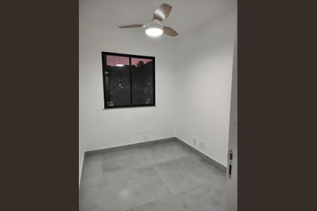 Apartamento à venda com 2 quartos, 55m² em Vargem Grande, Rio de Janeiro