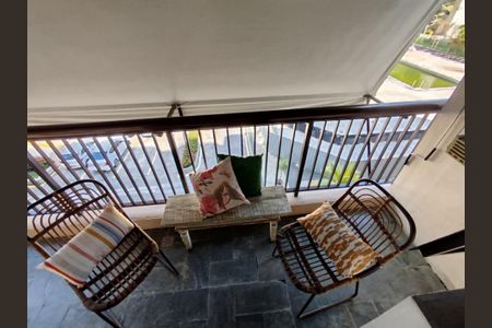 Apartamento à venda com 108m², 2 quartos e 2 vagas