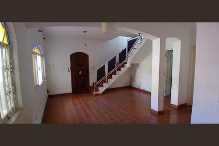 Casa à venda com 4 quartos, 190m² em Campininha, São Paulo