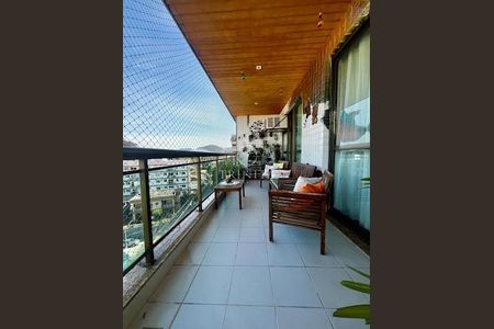 Apartamento à venda com 107m², 3 quartos e 1 vaga