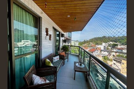 Apartamento à venda com 107m², 3 quartos e 1 vaga