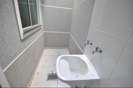 Casa à venda com 100m², 3 quartos e 1 vagaÁrea de Serviço
