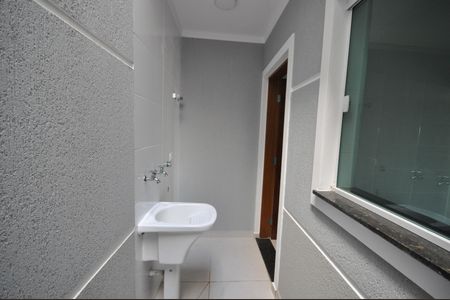 Casa à venda com 100m², 3 quartos e 1 vagaÁrea de Serviço