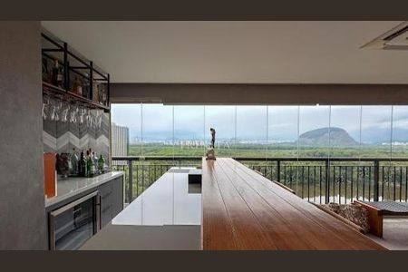 Apartamento à venda com 170m², 3 quartos e 3 vagas