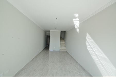 Casa à venda com 99m², 3 quartos e 1 vagaSala