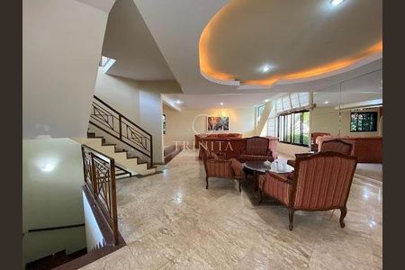 Casa à venda com 872m², 4 quartos e 4 vagas