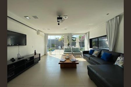 Casa à venda com 4 quartos, 872m² em Barra da Tijuca, Rio de Janeiro