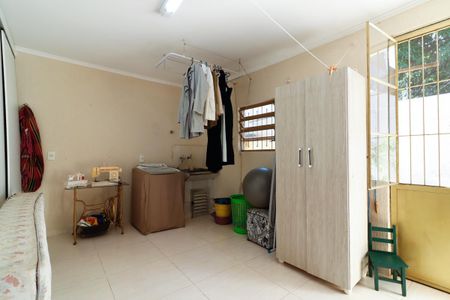 Casa à venda com 150m², 2 quartos e 1 vaga Casa à venda com 150m², 2 quartos e 1 vagaÁrea de Serviço