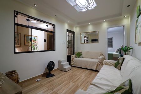 Casa à venda com 150m², 2 quartos e 1 vagaSala