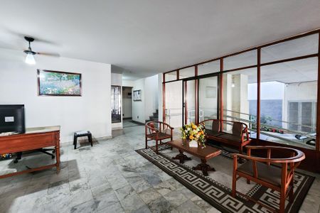 Apartamento à venda com 130m², 3 quartos e sem vagaÁrea Comum 