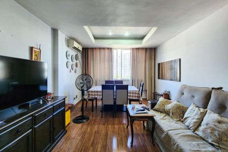 Sala  de apartamento à venda com 3 quartos, 130m² em Praça da Bandeira, Rio de Janeiro