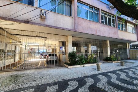 Apartamento à venda com 130m², 3 quartos e sem vagaFachada 