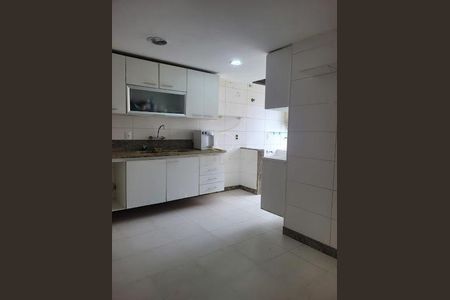Apartamento à venda com 180m², 4 quartos e 3 vagas