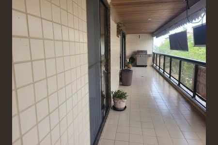 Apartamento à venda com 180m², 4 quartos e 3 vagas