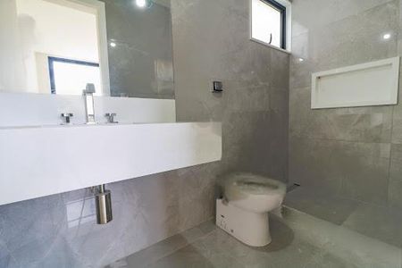 Casa à venda com 5 quartos, 460m² em Barra da Tijuca, Rio de Janeiro