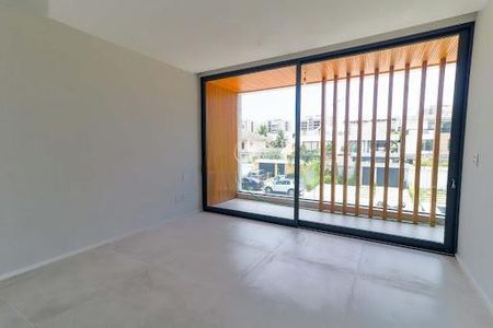 Casa à venda com 5 quartos, 460m² em Barra da Tijuca, Rio de Janeiro