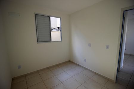 Casa de condomínio para alugar com 52m², 2 quartos e 2 vagas