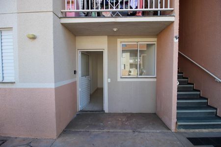 Casa de condomínio para alugar com 52m², 2 quartos e 2 vagas