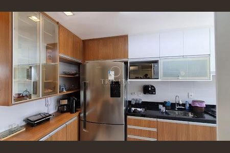 Apartamento à venda com 67m², 2 quartos e 1 vaga