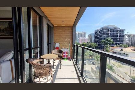 Apartamento à venda com 67m², 2 quartos e 1 vaga