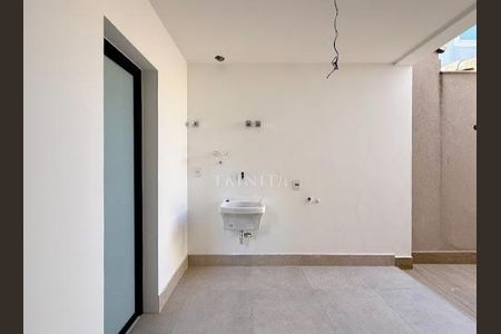 Casa à venda com 4 quartos, 350m² em Recreio dos Bandeirantes, Rio de Janeiro