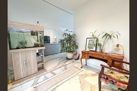 Casa à venda com 4 quartos, 393m² em Barra da Tijuca, Rio de Janeiro