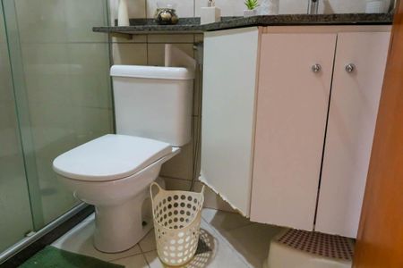 Apartamento à venda com 65m², 3 quartos e 1 vagaBanheiro Social