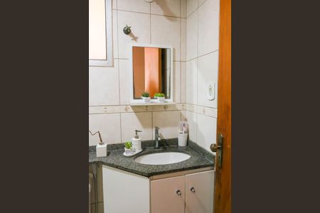 Apartamento à venda com 65m², 3 quartos e 1 vagaBanheiro Social