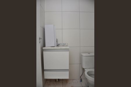 Apartamento para alugar com 38m², 2 quartos e sem vaga Apartamento para alugar com 38m², 2 quartos e sem vagaDetalhe - Banheiro Social