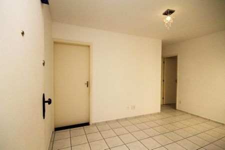 Apartamento para alugar com 54m², 2 quartos e 1 vaga Apartamento para alugar com 54m², 2 quartos e 1 vagaEntrada