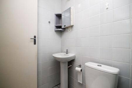 Apartamento para alugar com 54m², 2 quartos e 1 vaga Apartamento para alugar com 54m², 2 quartos e 1 vagaBanheiro
