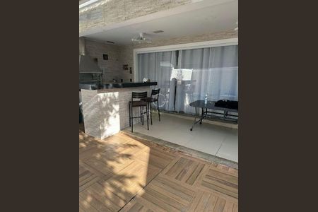 Casa à venda com 200m², 4 quartos e 2 vagas