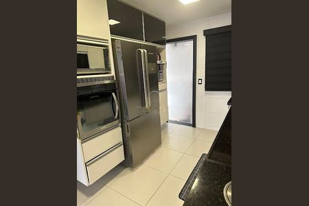 Casa à venda com 200m², 4 quartos e 2 vagas