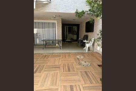 Casa à venda com 200m², 4 quartos e 2 vagas