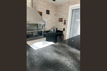 Casa à venda com 200m², 4 quartos e 2 vagas