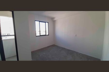 Quarto de apartamento à venda com 1 quarto, 24m² em Bonfim, Osasco