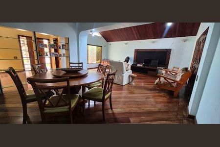 Casa à venda com 5 quartos, 600m² em Recreio dos Bandeirantes, Rio de Janeiro