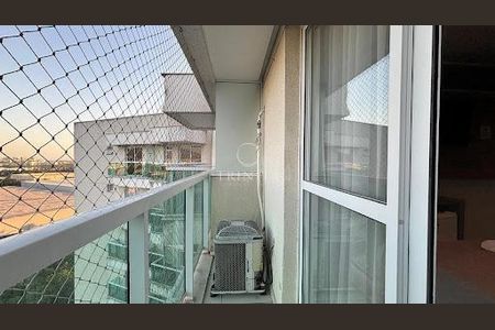 Apartamento à venda com 2 quartos, 71m² em Camorim, Rio de Janeiro