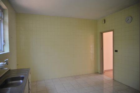 Casa à venda com 152m², 3 quartos e 2 vagasCozinha