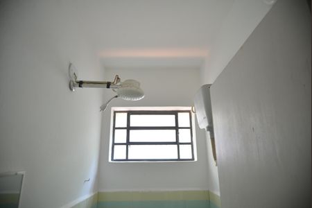 Casa à venda com 152m², 3 quartos e 2 vagasBanheiro de serviço