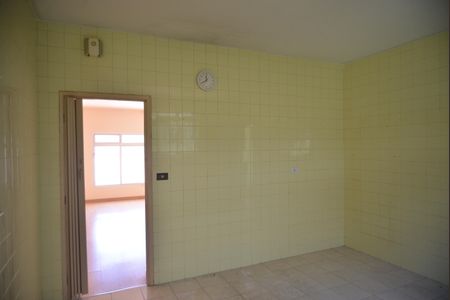 Casa à venda com 152m², 3 quartos e 2 vagasCozinha