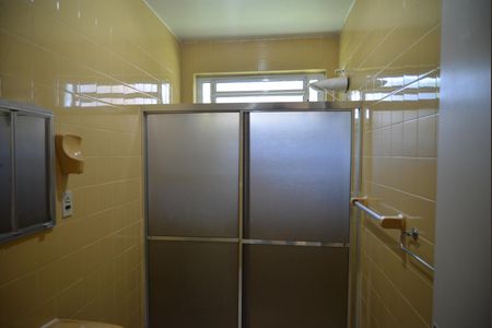 Casa à venda com 152m², 3 quartos e 2 vagasBanheiro Social