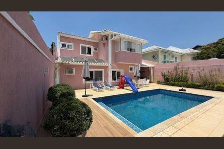 Casa à venda com 429m², 4 quartos e 2 vagas