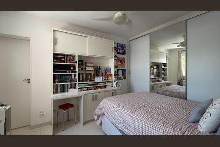 Casa à venda com 429m², 4 quartos e 2 vagas