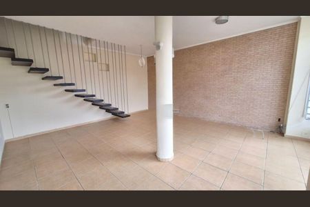 Casa à venda com 148m², 3 quartos e 1 vaga